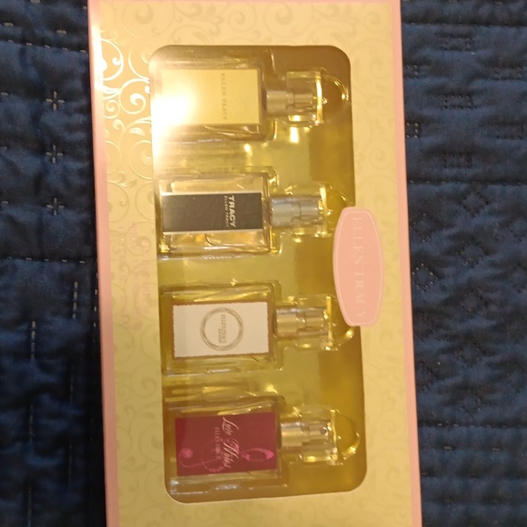 Ellen Tracy perfume - Picture 1 of 9